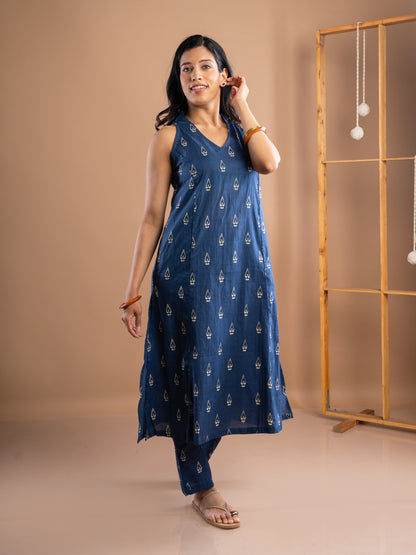 INDIGO SLEEVELESS CO ORD