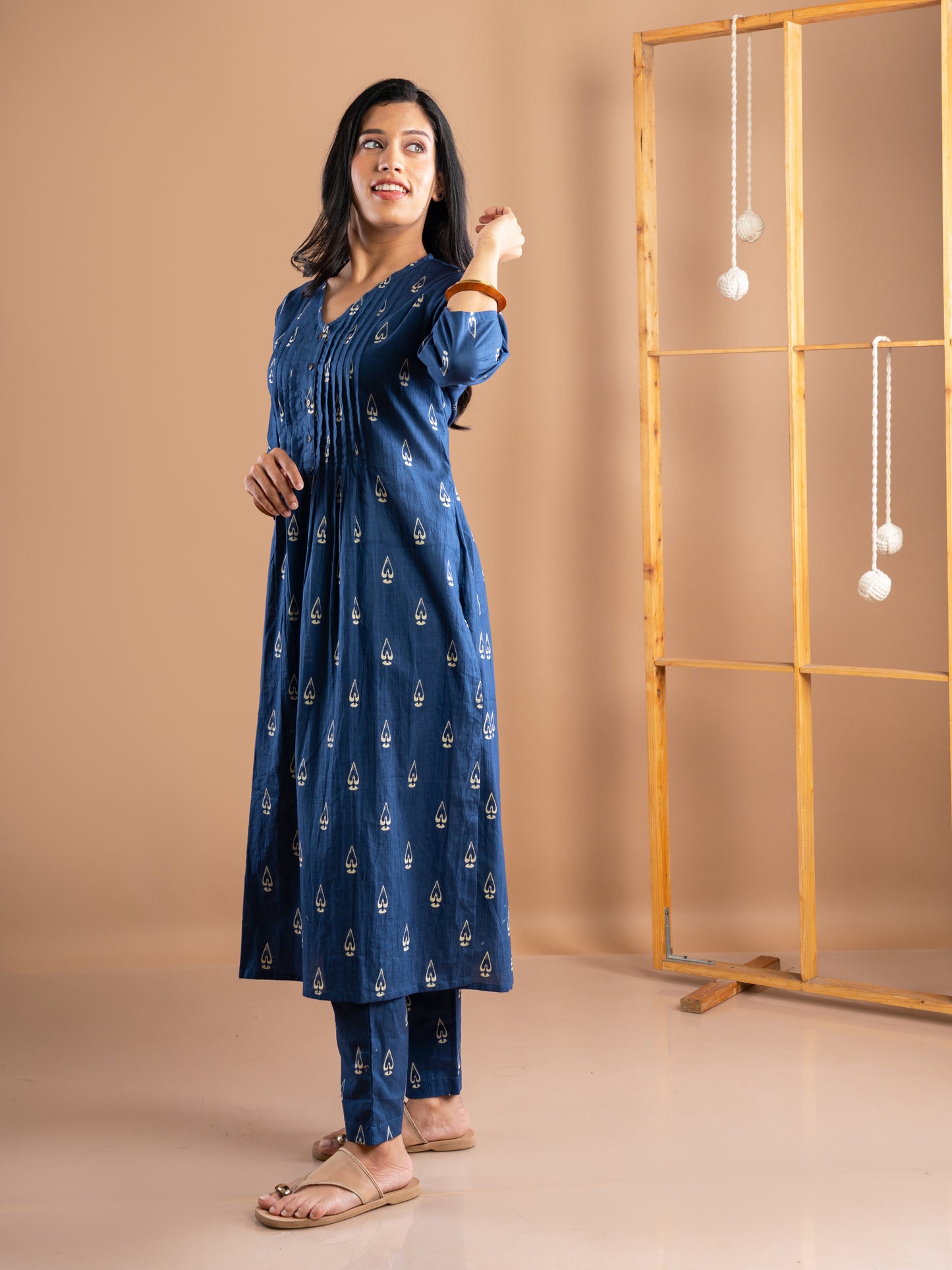 INDIGO PINTUCK KURTA SET