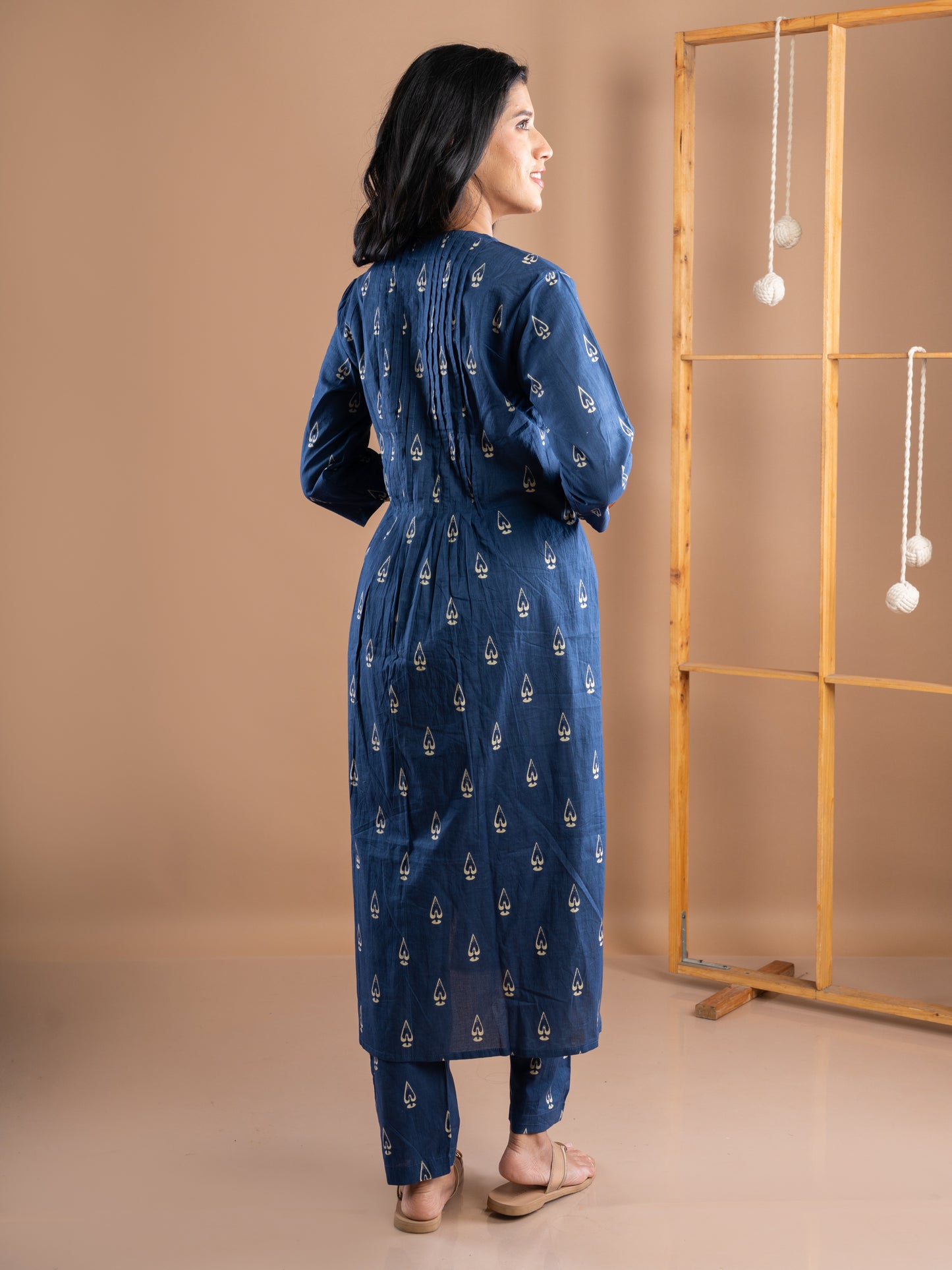 INDIGO PINTUCK KURTA SET