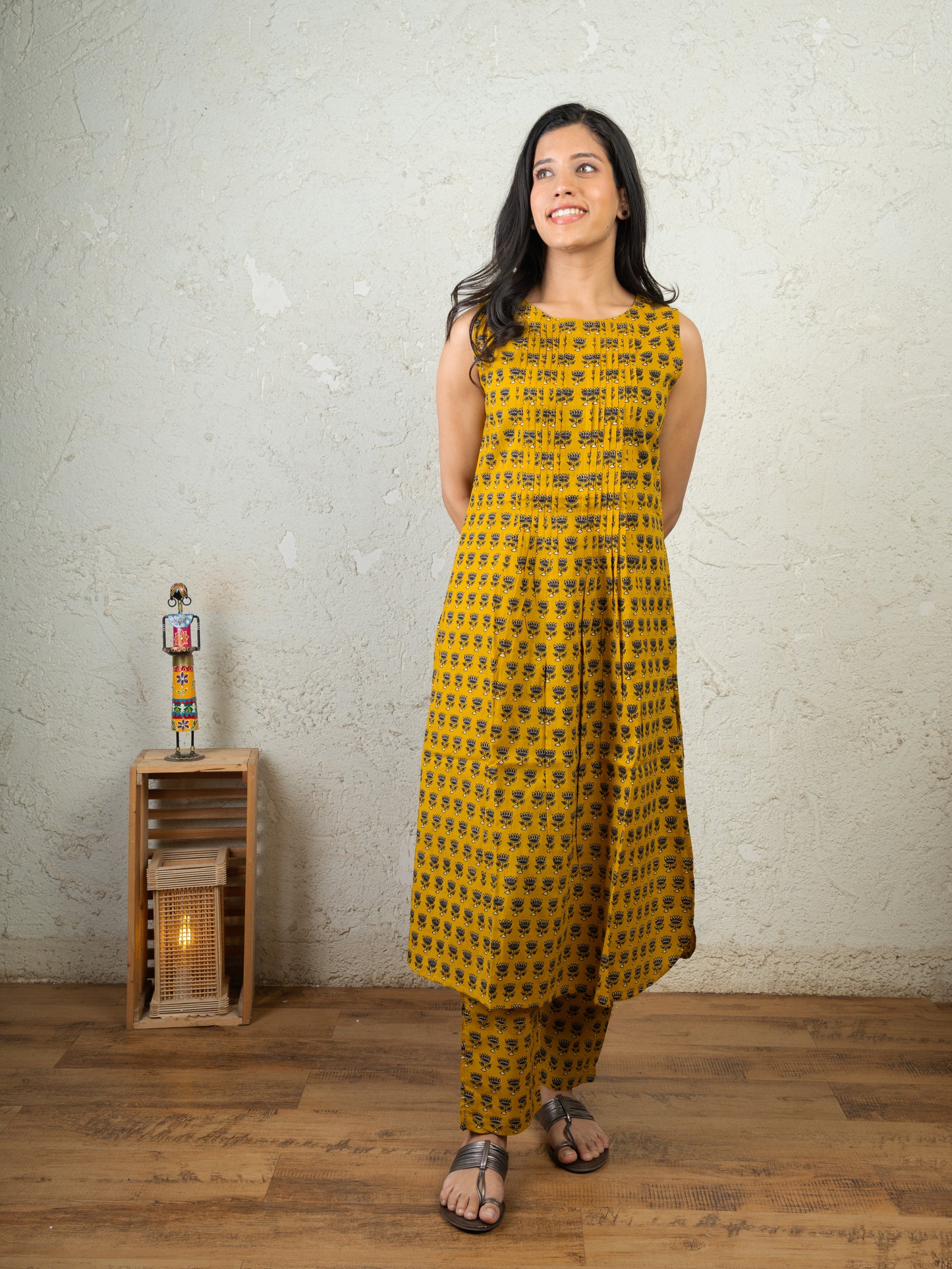 LOTUS ON REPEAT SLEEVELESS PINTUCK CO ORD