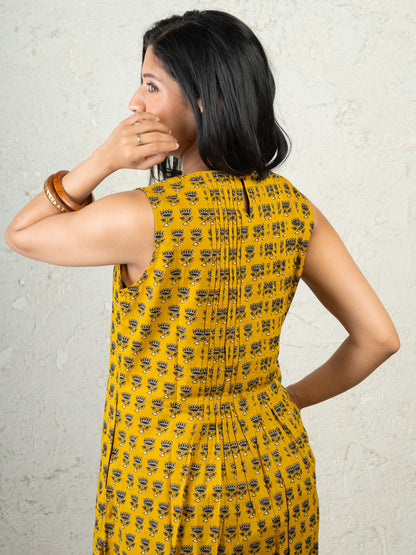 LOTUS ON REPEAT SLEEVELESS PINTUCK CO ORD